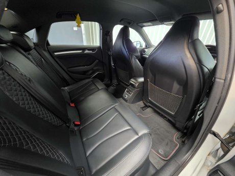 Audi S3 2.0 TFSI Saloon 4dr Petrol S Tronic quattro Euro 6 (s/s) (310 ps) 19