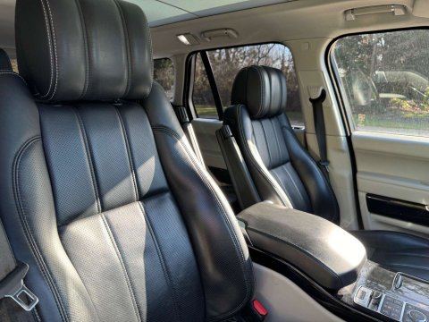 Land Rover Range Rover 3.0 TD V6 Vogue SE Auto 4WD Euro 6 (s/s) 5dr 15