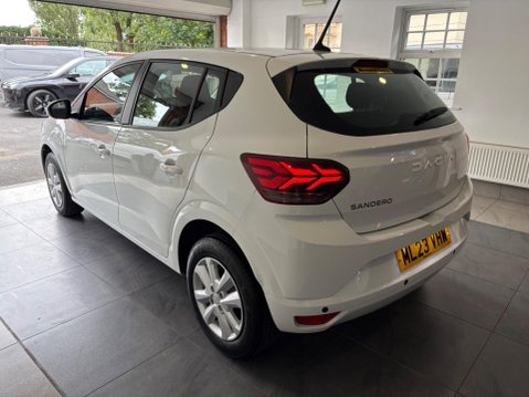 Dacia Sandero 1.0 TCe Expression CVT Euro 6 (s/s) 5dr 4