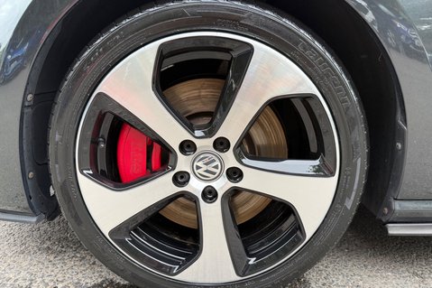 Volkswagen Golf GTI PERFORMANCE - FULL LEATHER - TWO OWNERS - ADAPTIVE CRUISE CONTROL 60