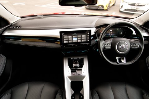 MG MG5 TROPHY 3