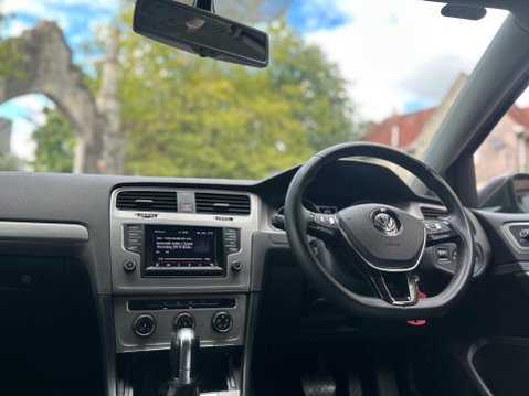 Volkswagen Golf MATCH TSI BLUEMOTION TECHNOLOGY DSG 7