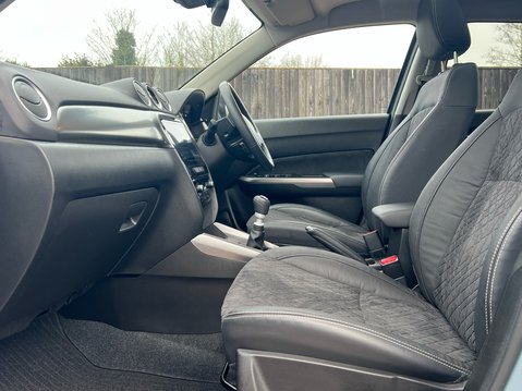 Suzuki Vitara ULTRA BOOSTERJET 3