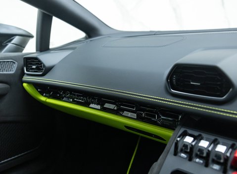 Lamborghini Huracan Tecnica 18