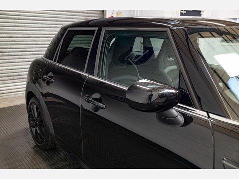 Mini Hatch 1.5 Cooper Sport Steptronic Euro 6 (s/s) 5dr 82