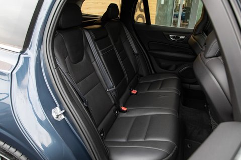 Volvo V60 D3 INSCRIPTION PRO 37