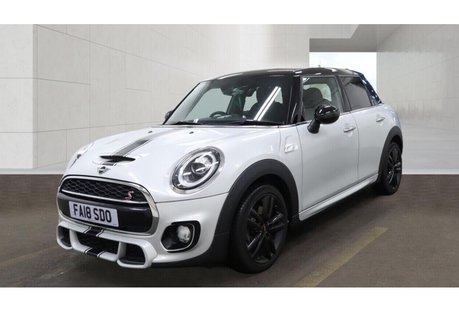 Mini Hatch 2.0 Cooper S Hatchback 5dr Petrol Steptronic Euro 6 (s/s) (192 ps)