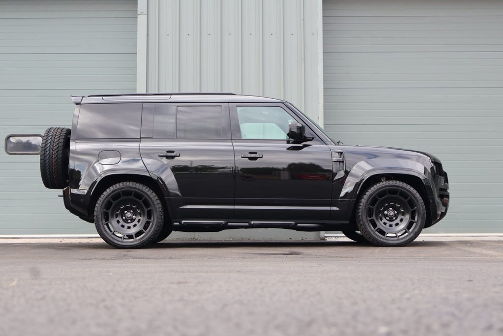 Land Rover Defender 110 D350 HARD TOP X-DYNAMIC HSE WITH THE ALL NEW SKR FULL BODY KIT SVR SEATS  7