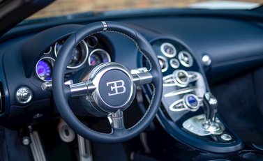 Bugatti Veyron Grand Sport Vitesse 13