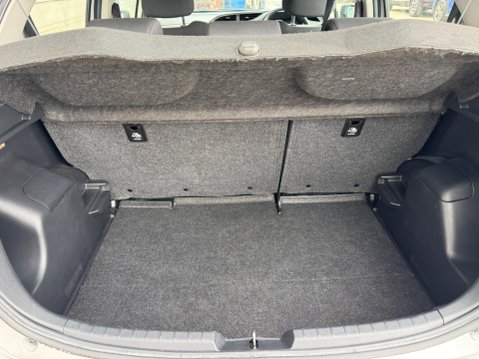 Toyota Yaris 1.5 VVT-i Icon Tech Euro 6 5dr 26