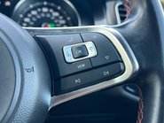 Volkswagen Golf GTI PERFORMANCE DSG 31