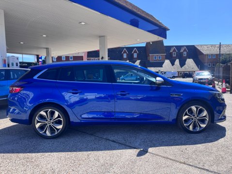Renault Megane GT LINE TCE EDC 4