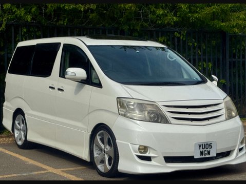 Toyota Alphard Sunroof 8 Seater 26