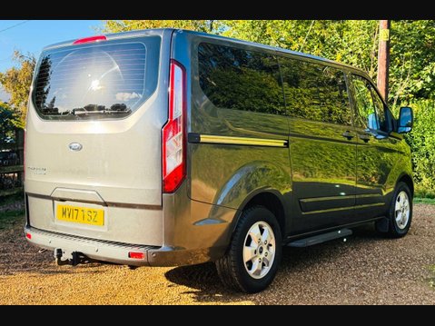Ford Tourneo Custom 2.0 310 EcoBlue Titanium Minibus Double Cab 5dr Diesel Manual L1 Euro 6 (s/ 10