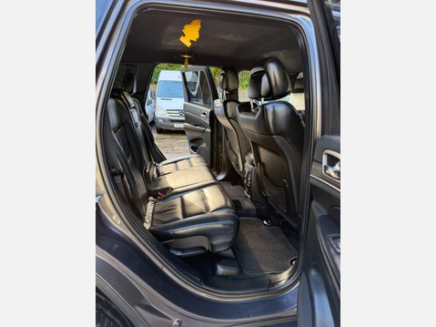 Jeep Grand Cherokee 3.0 V6 CRD Limited SUV 5dr Diesel Auto 4WD Euro 5 (247 bhp) 29