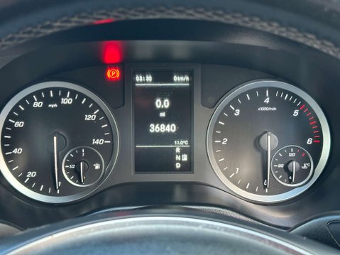 Mercedes-Benz Vito 2.0 114 CDI Progressive G-Tronic RWD L2 Euro 6 (s/s) 5dr (LWB) 24