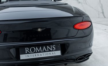 Bentley Continental GTC V8 34