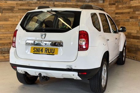 Dacia Duster 1.5 dCi Laureate SUV 5dr Diesel Manual Euro 5 (110 ps) 70