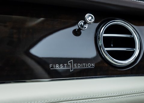 Bentley Bentayga V8 AZURE EWB First Edition 