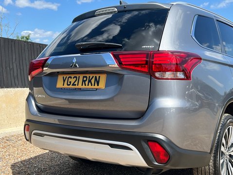 Mitsubishi Outlander DESIGN 18
