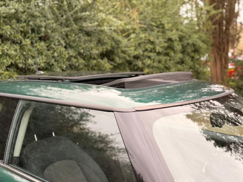 Mini Hatch 1.5 Cooper D Euro 6 (s/s) 3dr 21