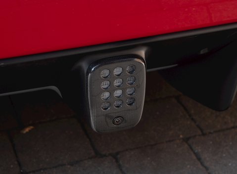 Ferrari 488 Spider 32