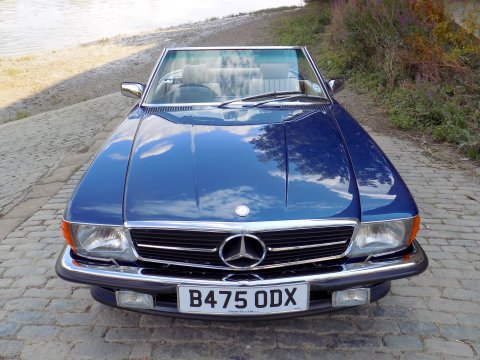 Mercedes-Benz SL Series 380 SL 41