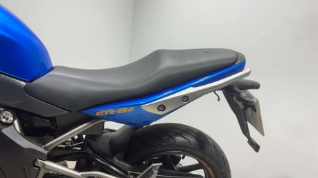 Kawasaki Er ER6 2010 ONLY 16K MOT SERVICED COMMUTER A2 BIKE 650CC TWIN 8
