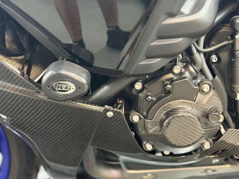 Yamaha R1M 1000 Super Sports Petrol Manual Euro 5 (200 ps) 23
