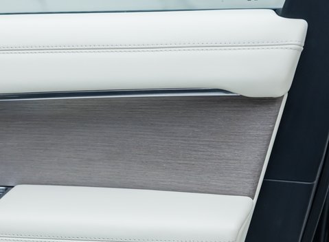 Land Rover Range Rover P530 FIRST EDITION LWB 31