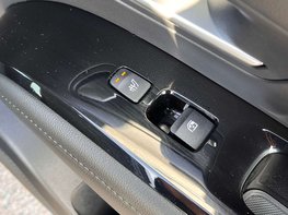 Hyundai TUCSON 1.6 Tucson Ultimate TGDi HEV Auto 5dr 81