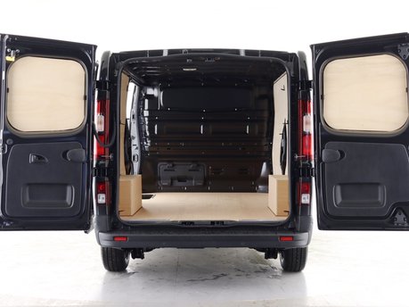 Renault Trafic LL30 Blue dCi 130 Advance [Safety] Van 2