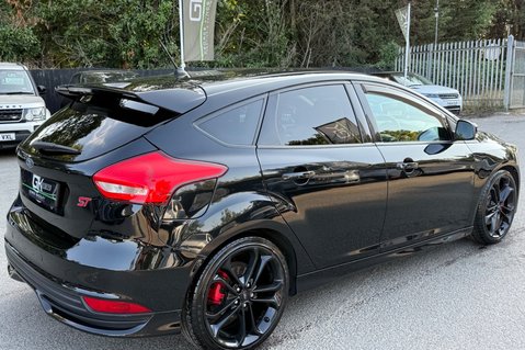 Ford Focus ST-3 TDCI - 2 OWNERS - 9 FORD MAIN DEALER SERVICES RECORDED 6