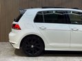 Volkswagen Golf 2.0 Golf R-Line Edition TDI BlueMotion Technology 5dr 17