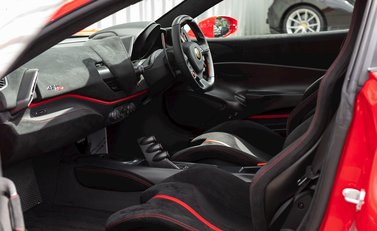 Ferrari 488 Pista 15