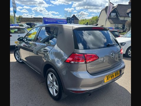 Volkswagen Golf 1.6 TDI BlueMotion Tech Match Edition DSG Euro 6 (s/s) 5dr 9