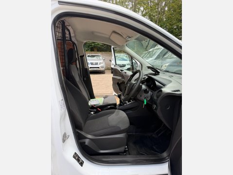 Ford Transit Courier 1.0 EcoBoost Leader Panel Van 4dr Petrol Manual L1 Euro 6 (s/s) (100 ps) 37