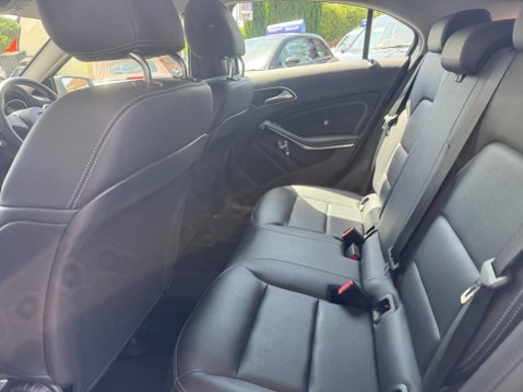 Mercedes-Benz A Class 1.5 A180d Sport (Premium) 7G-DCT Euro 6 (s/s) 5dr 26