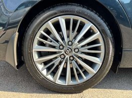 Toyota Avensis 1.8 Avensis Excel Valvematic CVT 5dr 15