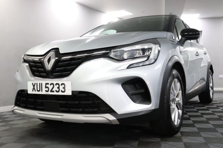Renault Captur ICONIC TCE