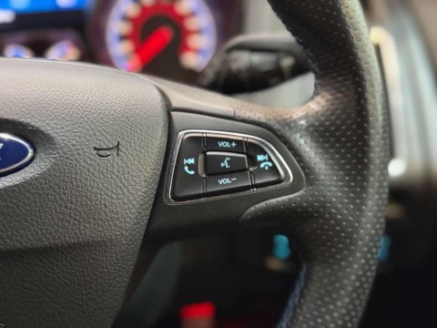 Ford Focus 2.3T EcoBoost RS Hatchback 5dr Petrol Manual AWD Euro 6 (s/s) (350 ps) 35