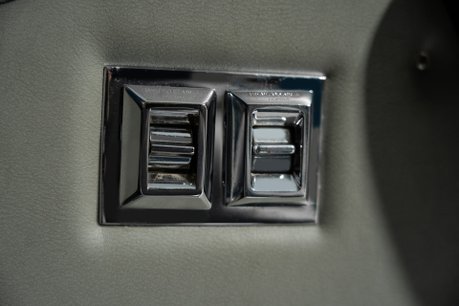 Ferrari 330GT 2+2. FULL NUT & BOLT RESTO. CONCOURS EXAMPLE. 37