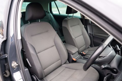 Volkswagen Golf 2.0 Golf Match TDI 5dr 4