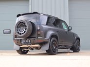 Land Rover Defender 110 2026 HARD TOP X-DYNAMIC HSE D350 STYLED BY SEEKER WITH PPF AND REAR SEATS  5