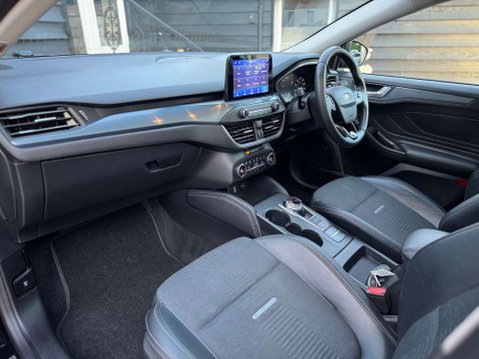 Ford Focus 1.5 EcoBlue Active X Estate 5dr Diesel Auto Euro 6 (s/s) (120 ps) 23