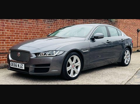 Jaguar XE 2.0d Portfolio Saloon 4dr Diesel Auto Euro 6 (s/s) (180 ps) 8