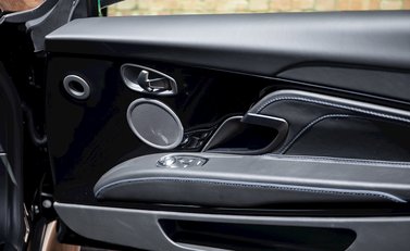 Aston Martin DBS Superleggera 20