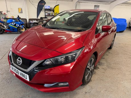 Nissan LEAF 40kWh N-Connecta Auto 5dr 3