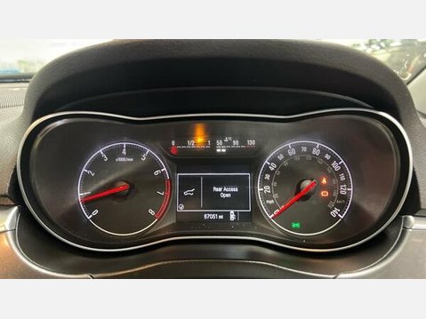 Vauxhall Corsa 1.4i ecoTEC SE Euro 6 5dr 6