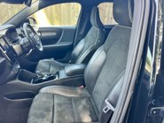 Volvo XC40 2.0 T4 R-DESIGN AWD AUTOMATIC 14